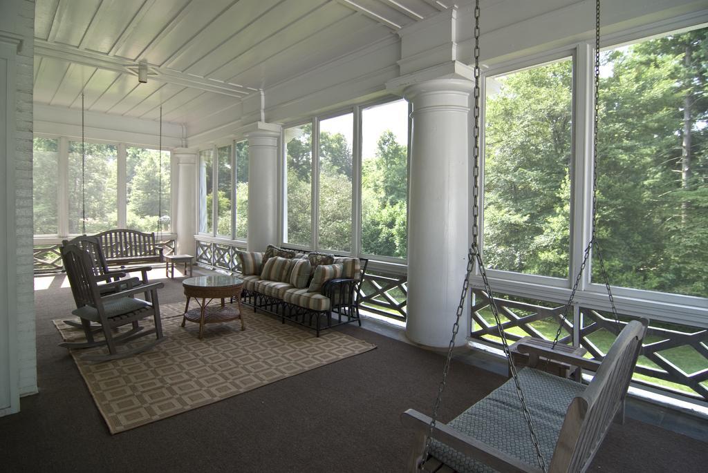 Bed and Breakfast The Duke Mansion à Charlotte Extérieur photo
